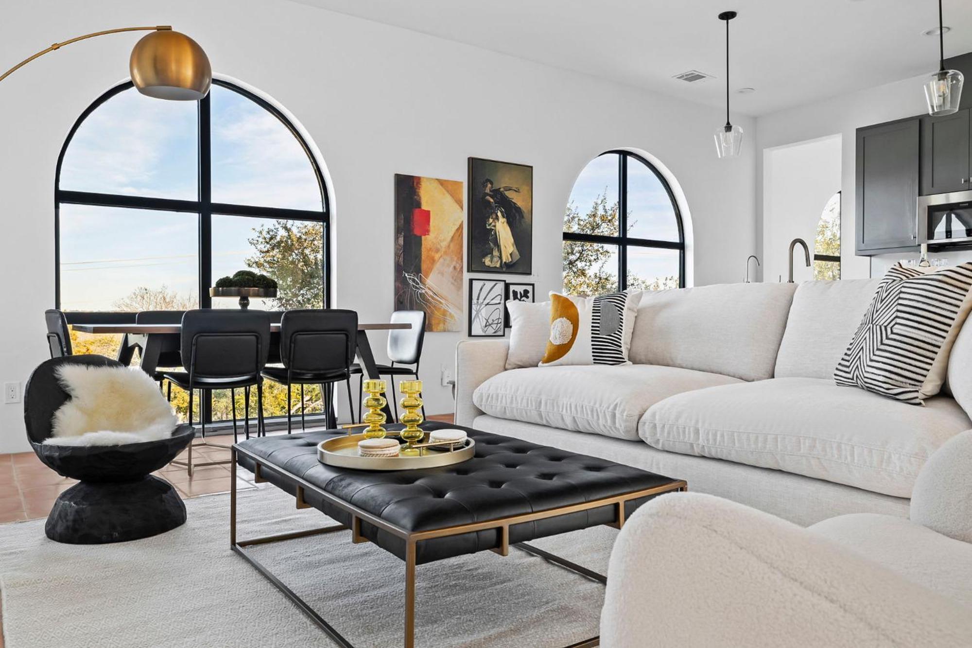 Las Luces Spicewood Luaran gambar