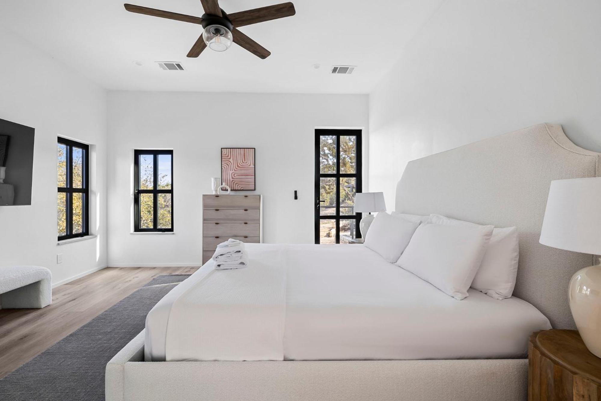 Las Luces Spicewood Luaran gambar