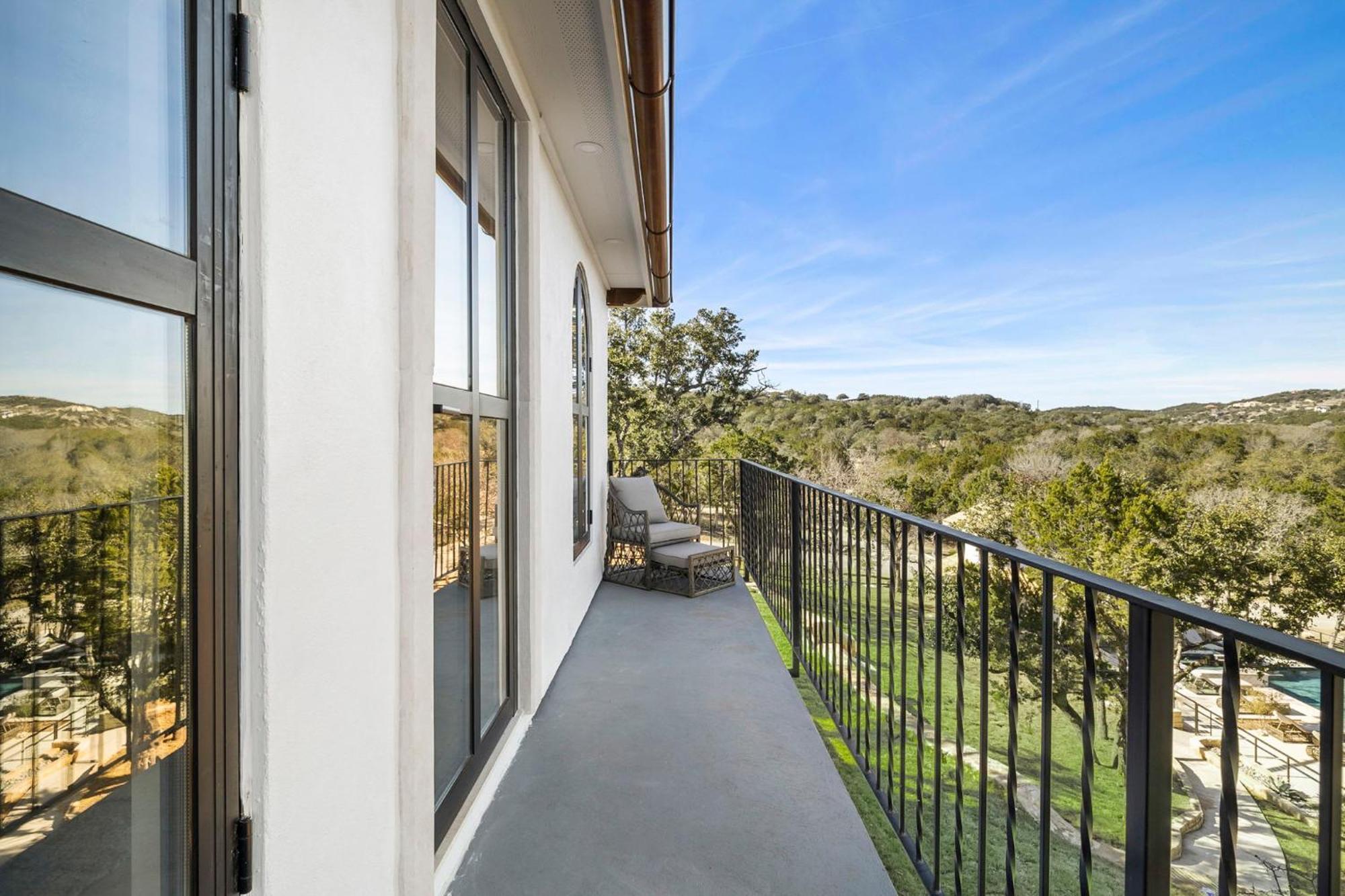 Las Luces Spicewood Luaran gambar