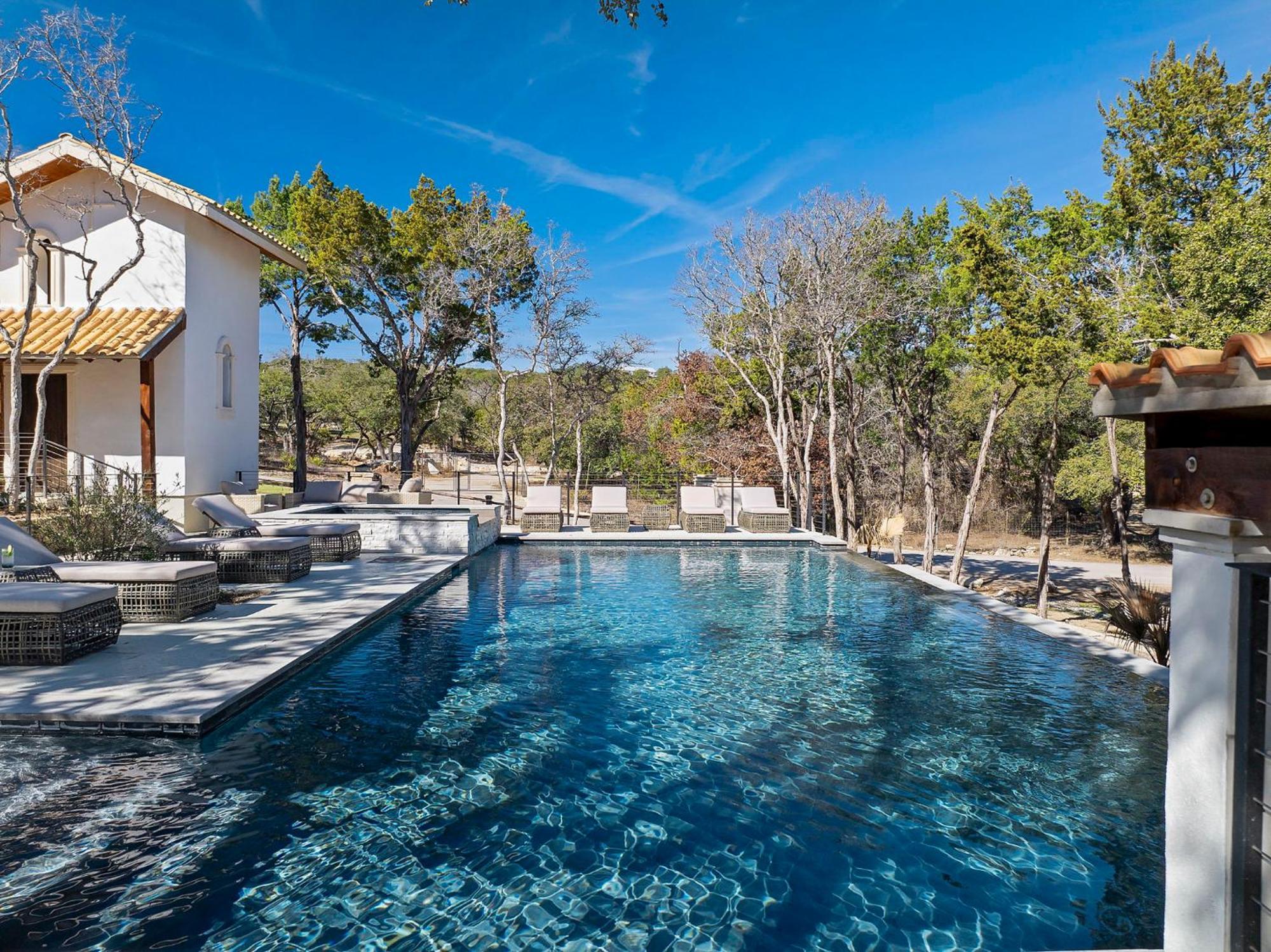 Las Luces Spicewood Luaran gambar