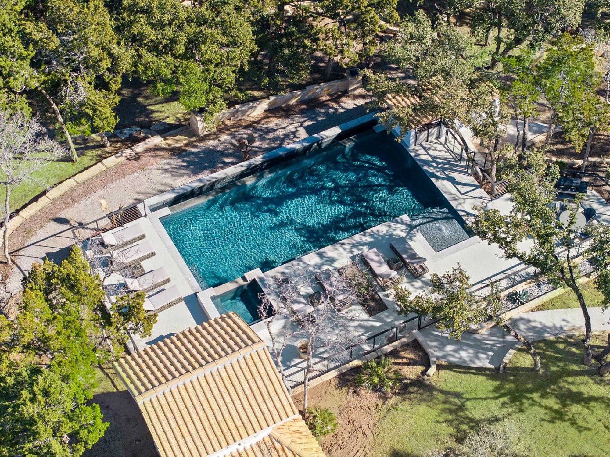 Las Luces Spicewood Luaran gambar